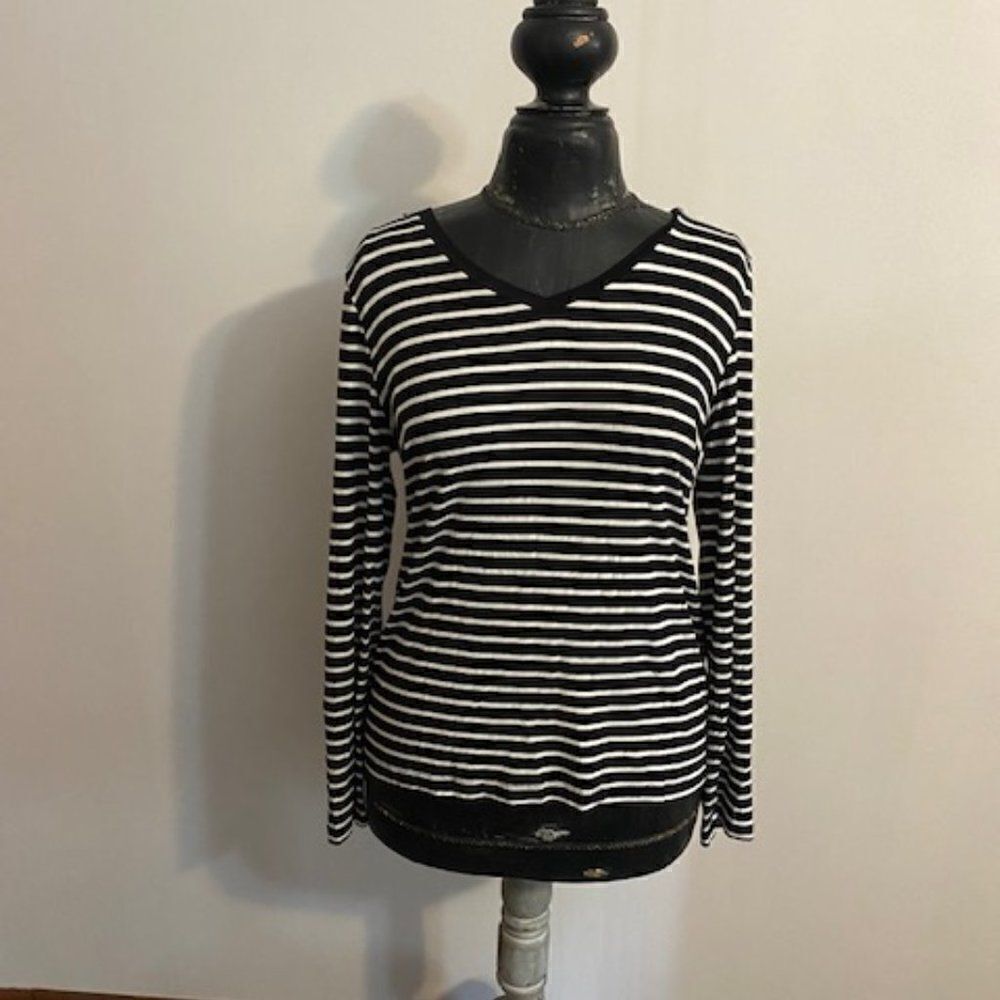 Cupio Black/White stripe V-Neck Bowtie Back sweater, size L